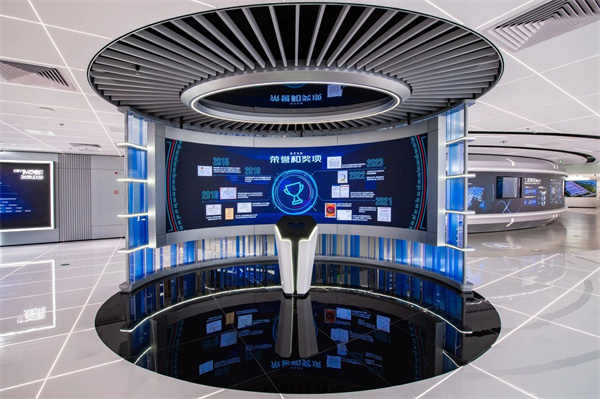 奋楫笃行 拓链未来 菠菜导航网奋力打造一流企业建设“强引擎”