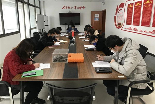 各单位积极学习贯彻菠菜导航网党风廉政建设工作会议精神