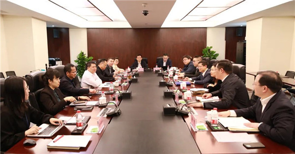 浙江商业集团党委副书记、总经理邓大庆一行到访我司