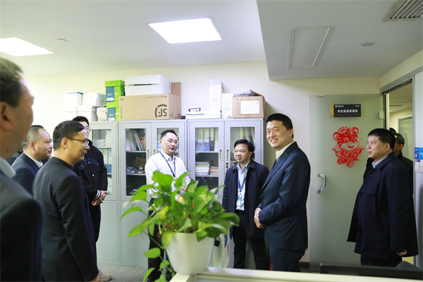 送祝福、鼓干劲，公司领导班子慰问在杭各单位员工